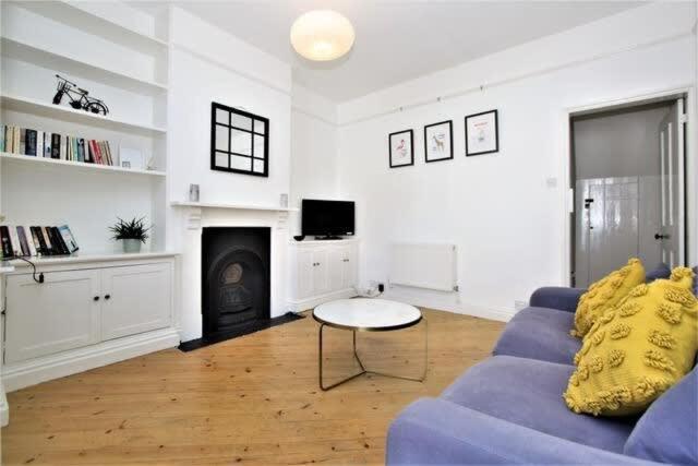 Cosy 2 Bedroom Victorian Townhouse In The Town Centre Bury St. Edmunds Exterior foto